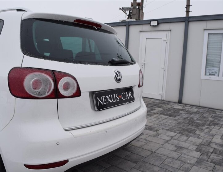 Volkswagen Golf Kombi 1,6 l 77 kw