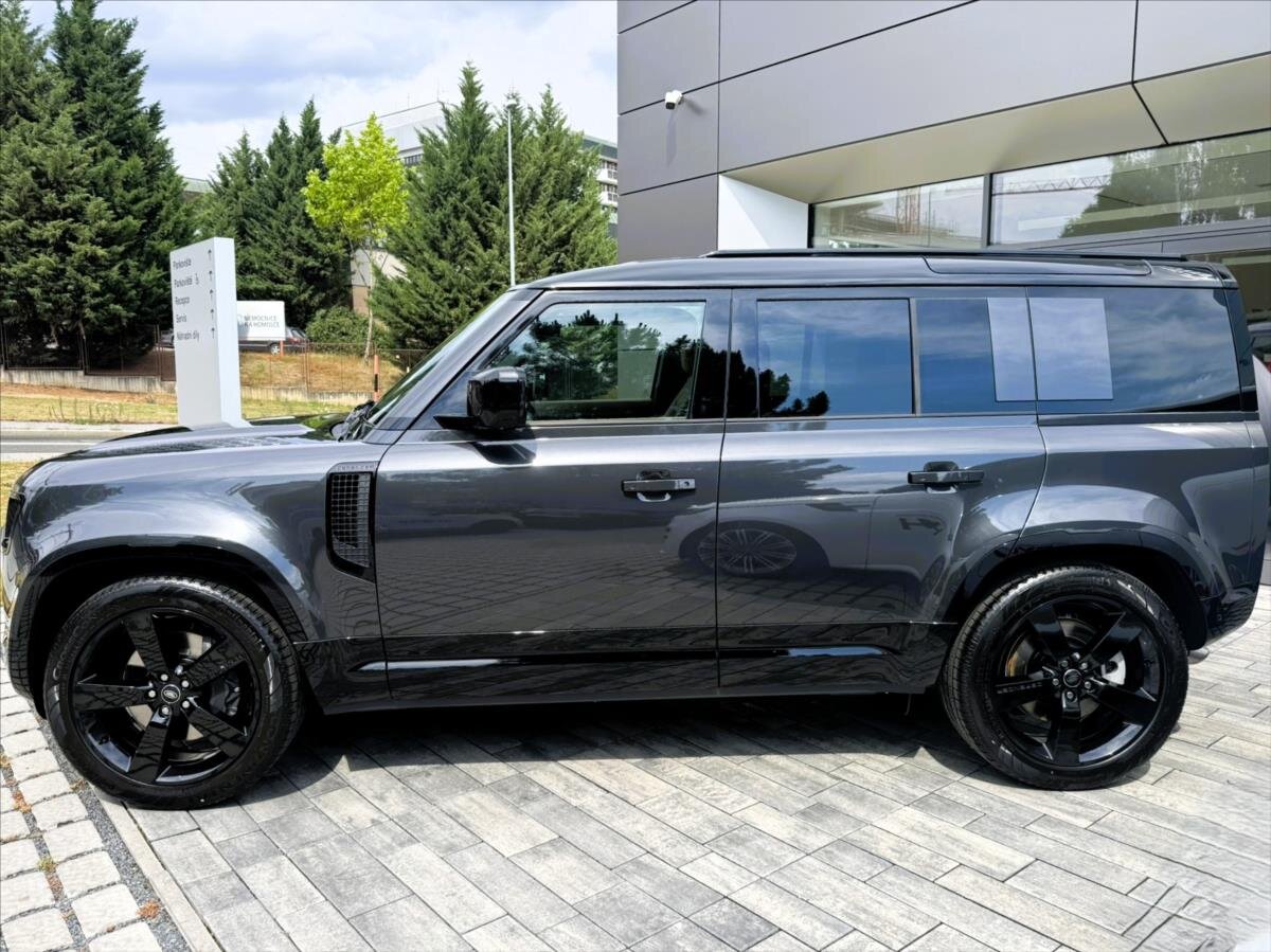 Land Rover Defender SUV / Terénní 5,0 l 313 kw