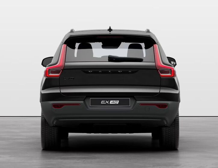 Volvo EX40 6