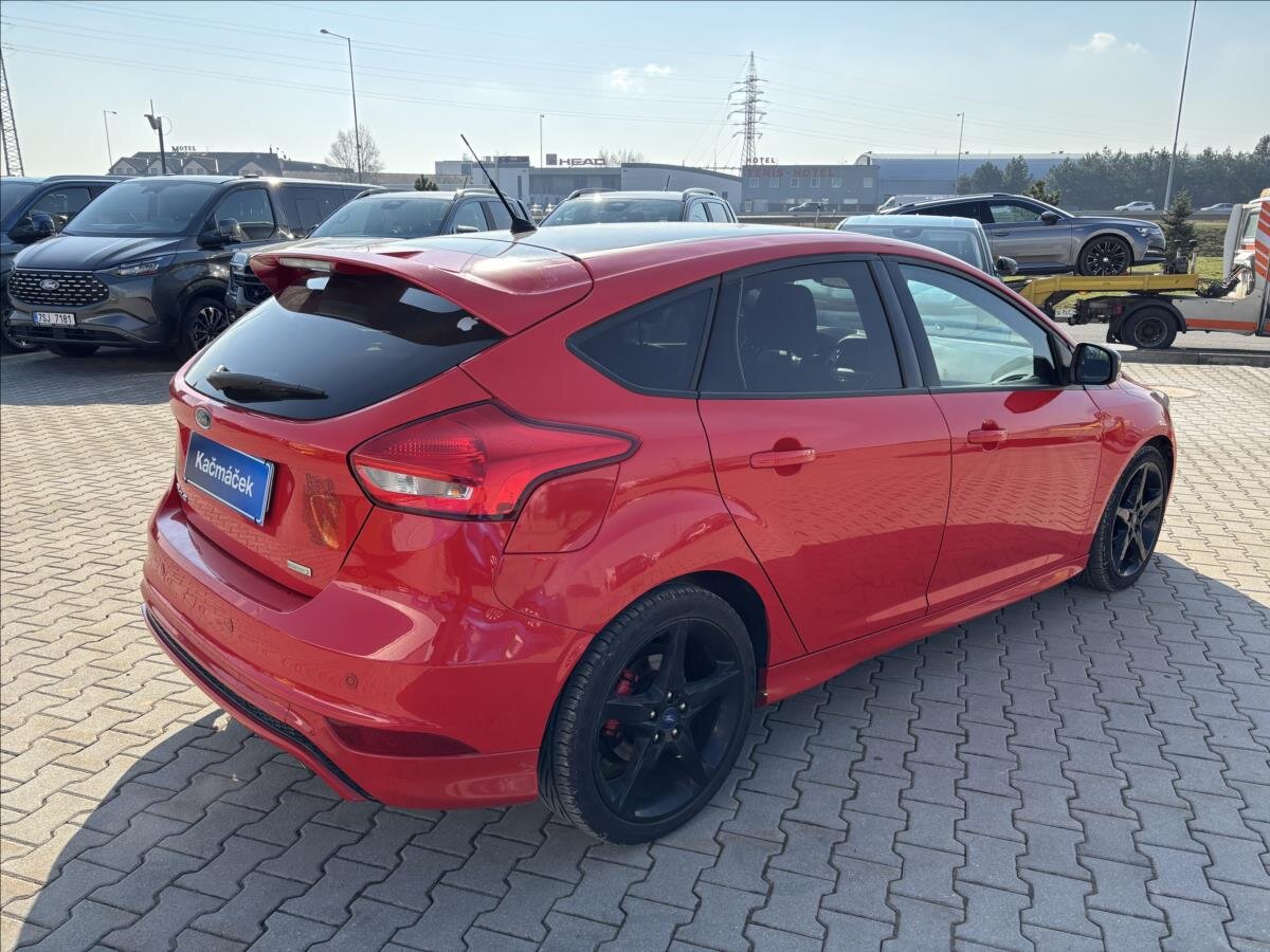 Ford Focus Hatchback 1,5 l 110 kw