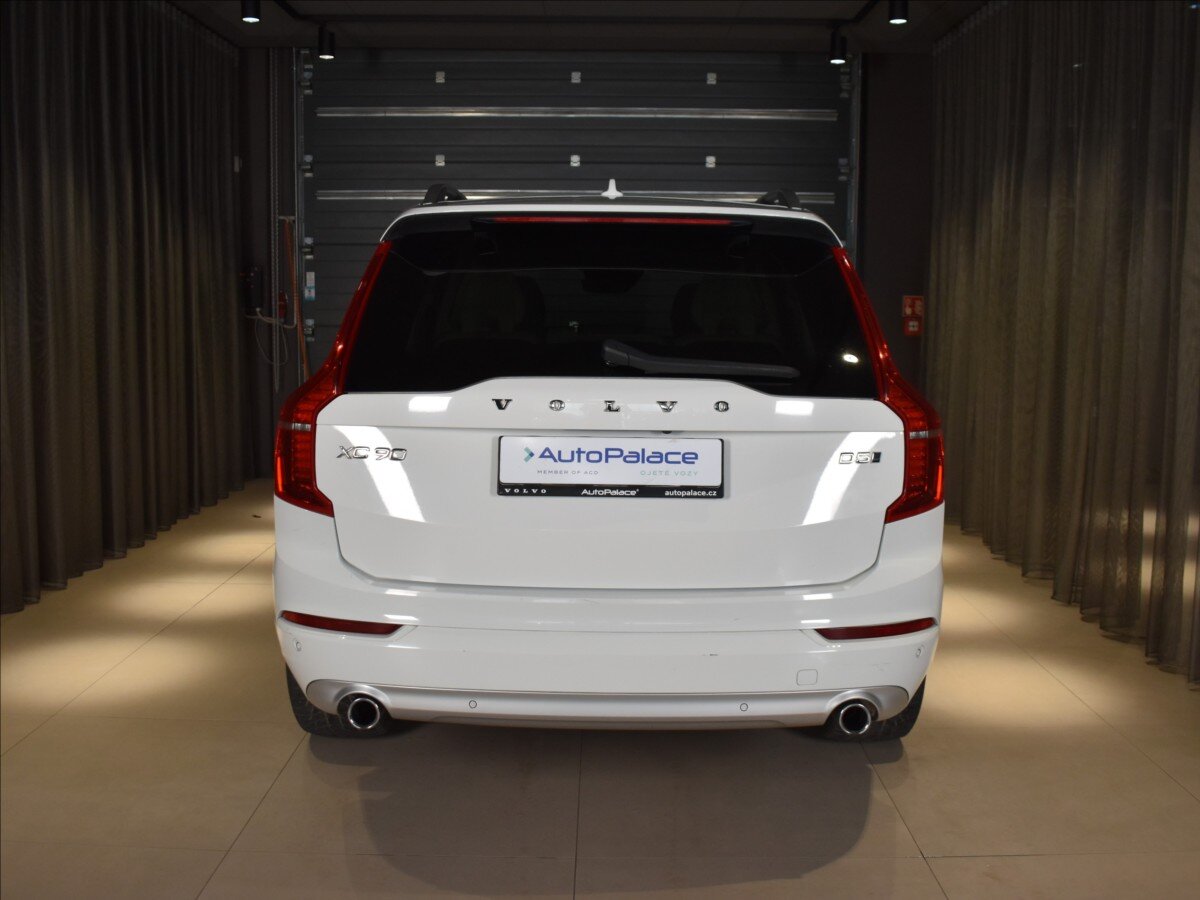 Volvo XC90 SUV 2,0 l 173 kw