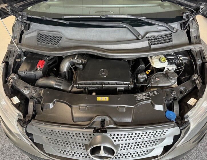 Mercedes-Benz Vito 22