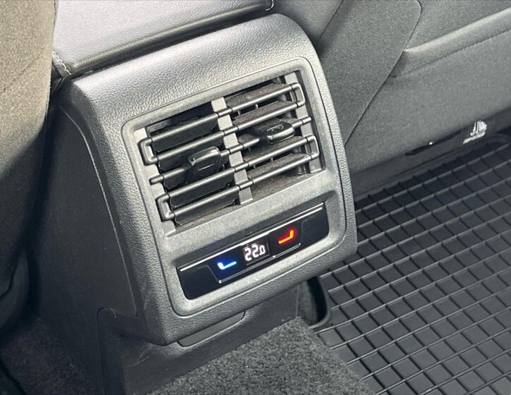 Volkswagen Golf Hatchback 1,5 l 96 kw