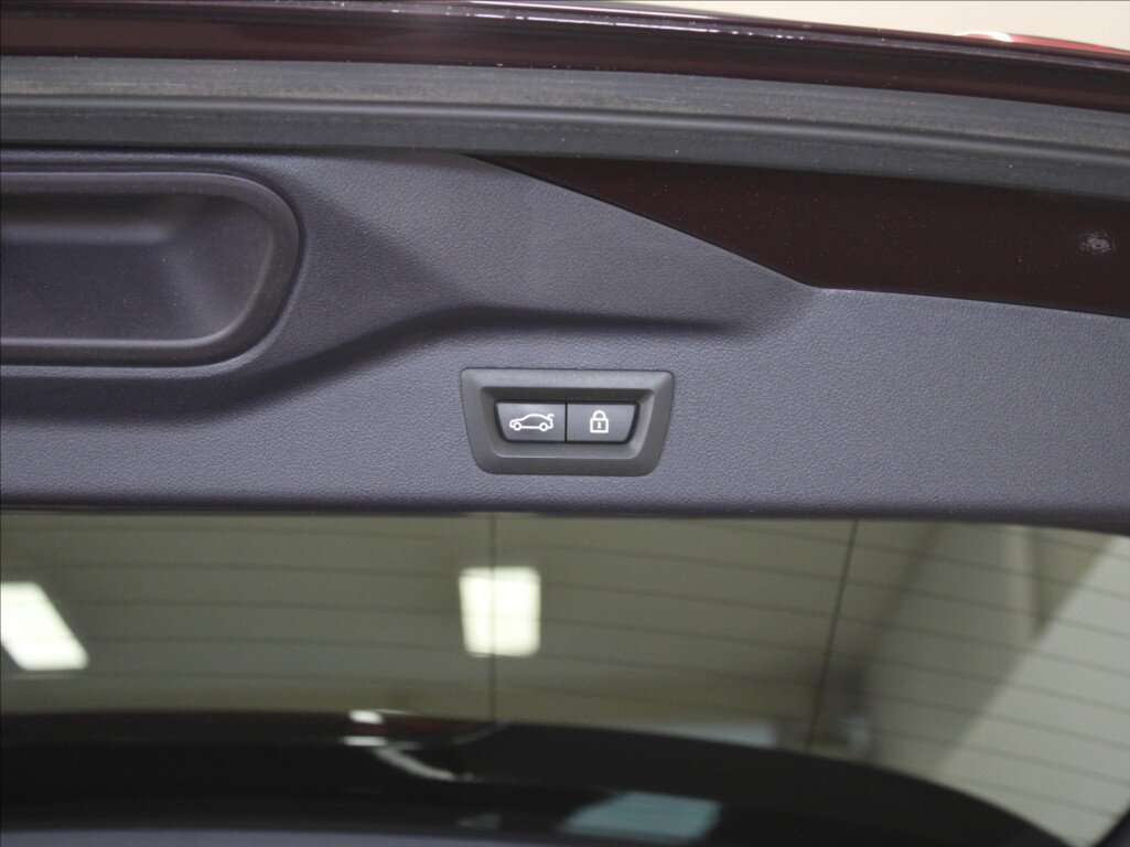 BMW X7 SUV / Terénní 3,0 l 250 kw