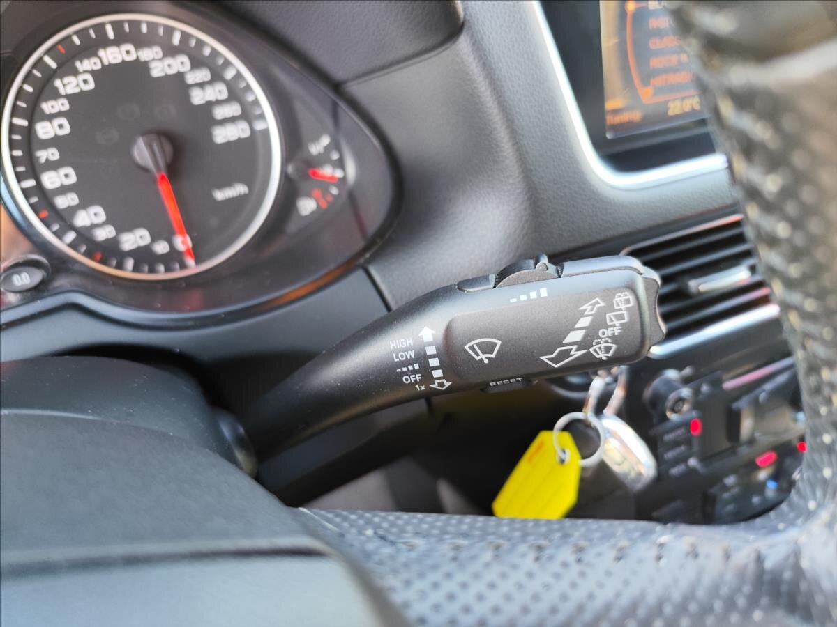 Audi Q5 Kombi 3,0 l 176 kw