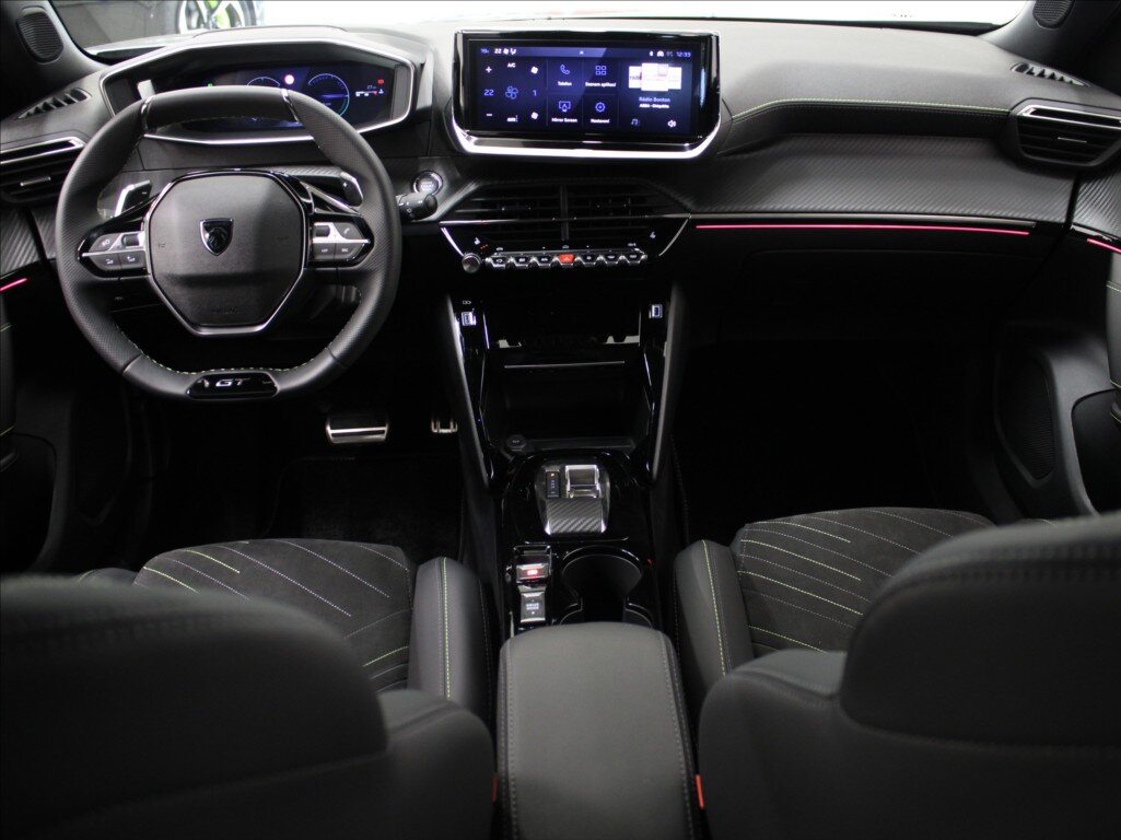 Peugeot 2008 SUV / Terénní 1,2 l 107 kw