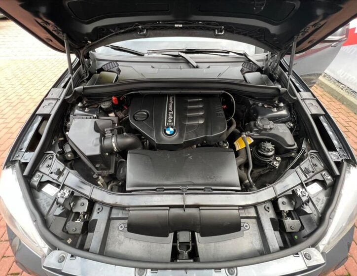 BMW X1 Kombi 2,0 l 105 kw