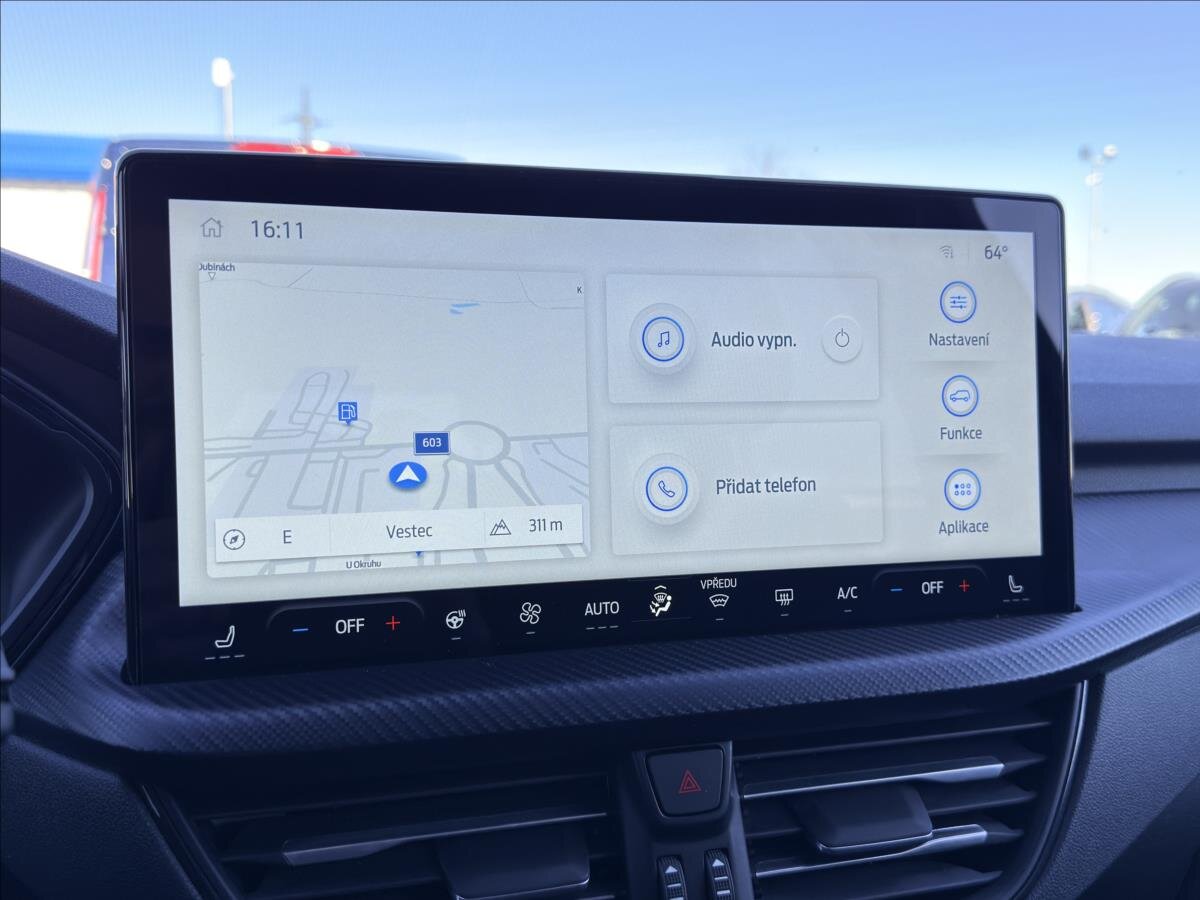 Ford Kuga SUV / Terénní 1,5 l 137 kw