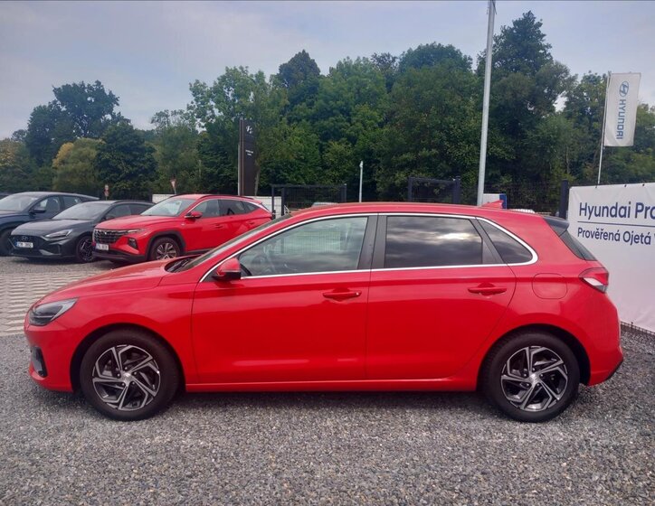 Hyundai i30 Hatchback 998,0 88 kw