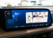 Chevrolet Suburban SUV 6,2 l 313 kw