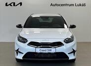 KIA Ceed 1