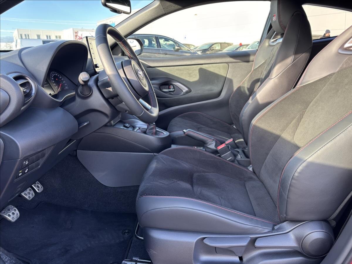 Toyota GR Yaris Hatchback 1,6 l 192 kw