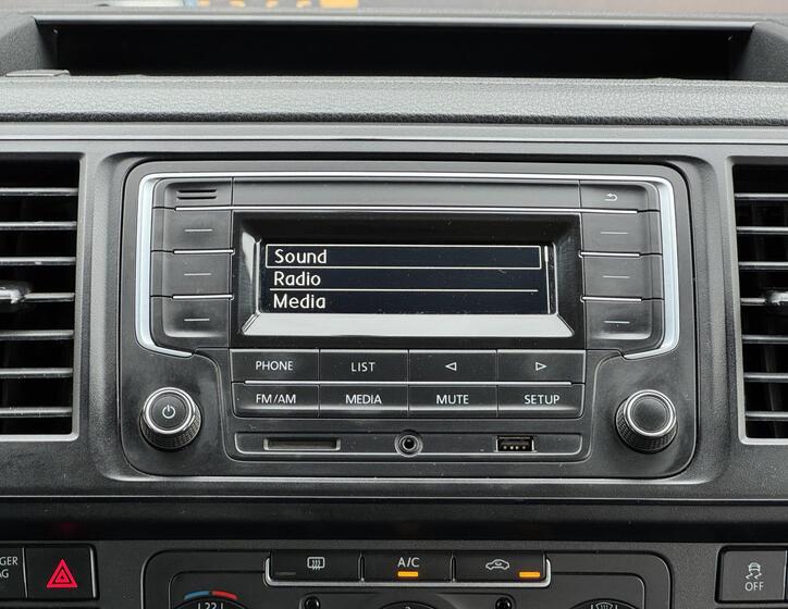 Volkswagen Transporter 28