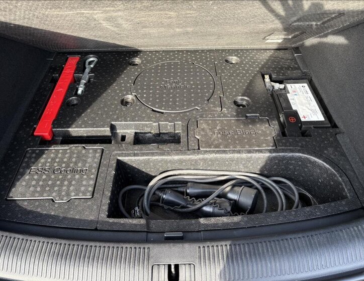 MG EHS SUV 1,5 l 119 kw