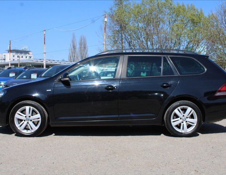 Volkswagen Golf Kombi 2,0 l 103 kw