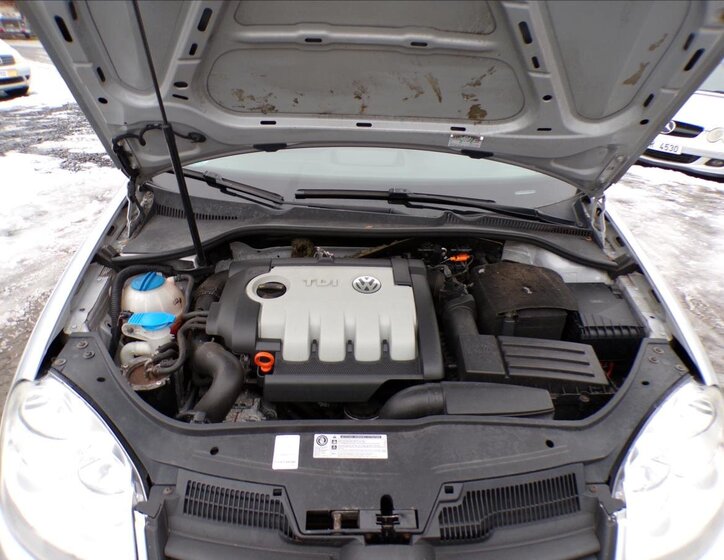 Volkswagen Golf Kombi 1,9 l 77 kw