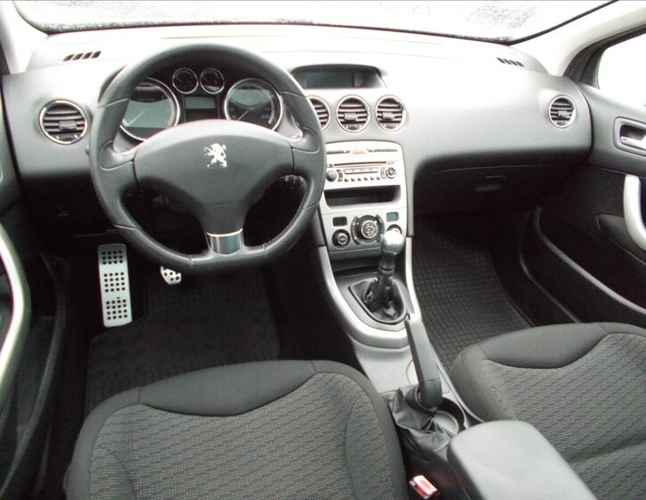 Peugeot 308 Kombi 1,6 l 88 kw