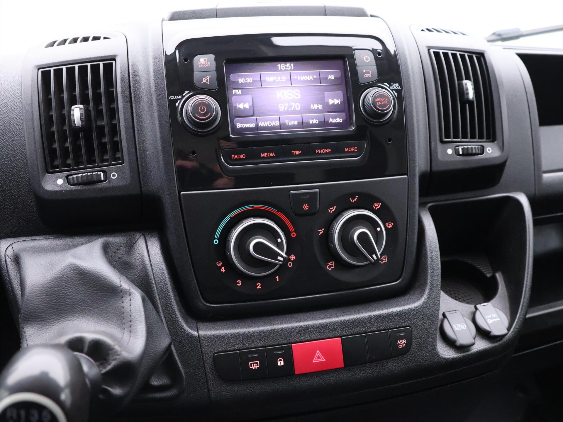 Peugeot Boxer Ostatní 2,2 l 103 kw