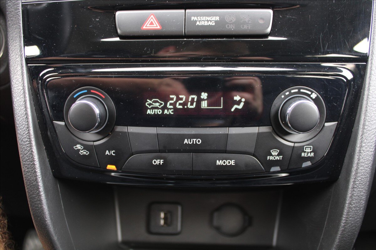 Suzuki Vitara SUV 1,6 l 88 kw