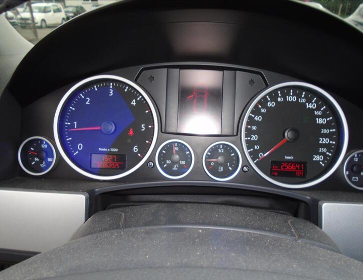 Volkswagen Touareg 24