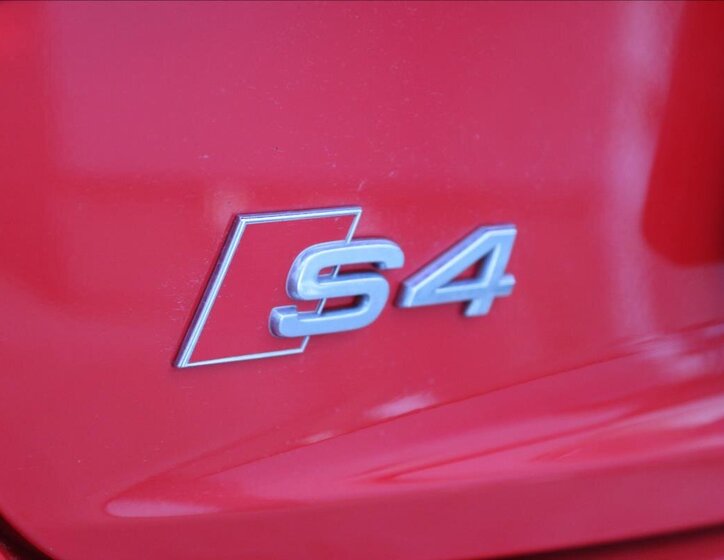 Audi S4 10
