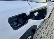 Peugeot 3008 SUV 1,2 l 96 kw