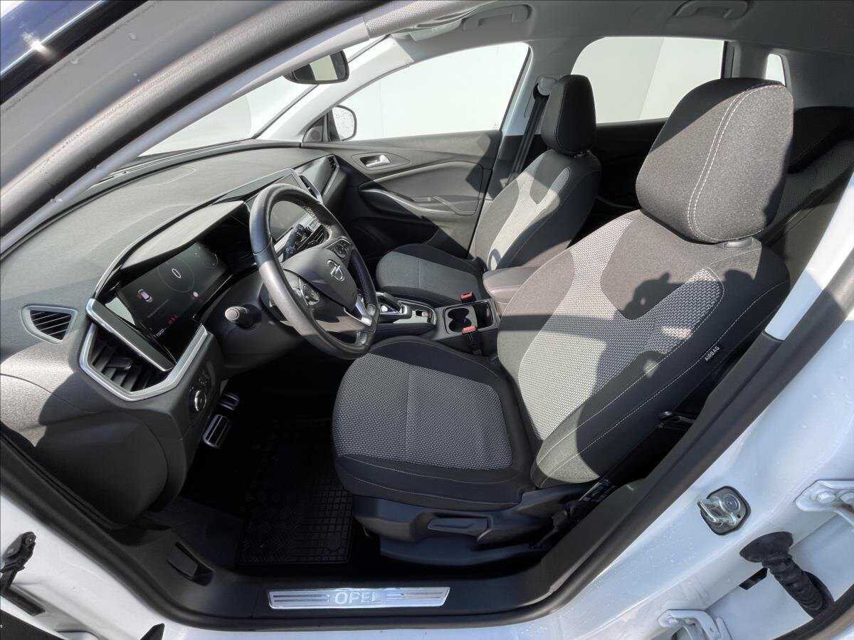 Opel Grandland SUV / Terénní 1,5 l 96 kw