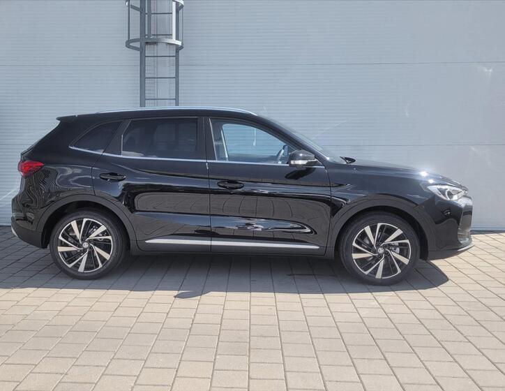 MG ZS 3