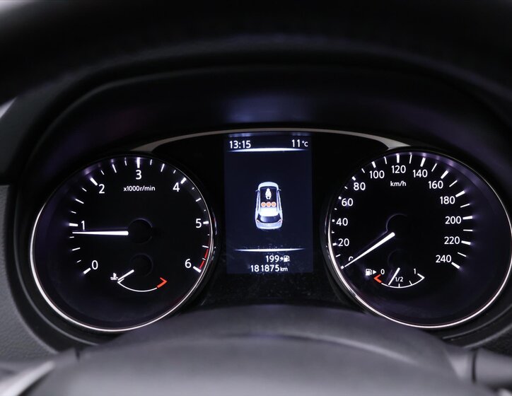 Nissan X-Trail SUV / Terénní 1,6 l 96 kw