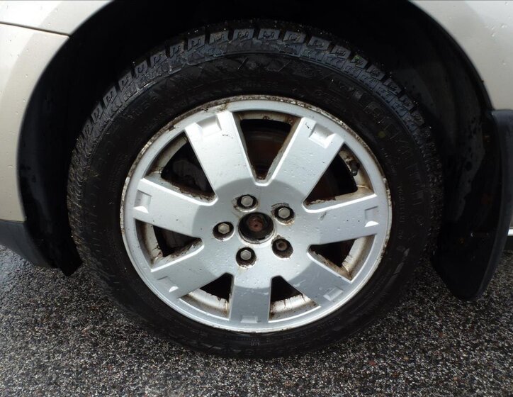 Ford Mondeo Sedan / Limuzína 2,5 l 125 kw