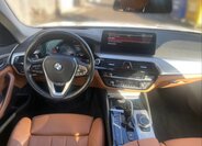 BMW Řada 5 Kombi 3,0 l 210 kw