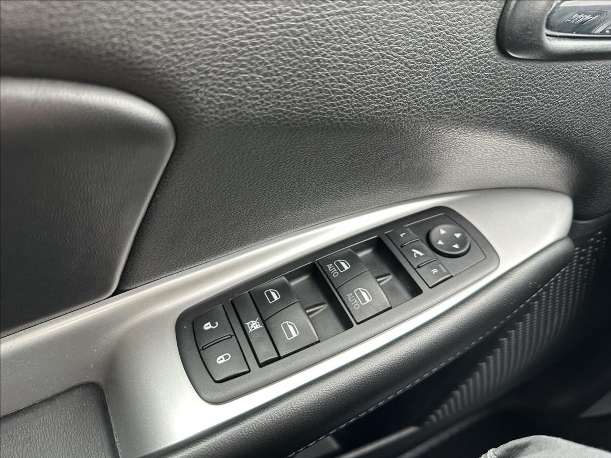 Fiat Freemont SUV / Terénní 2,0 l 103 kw