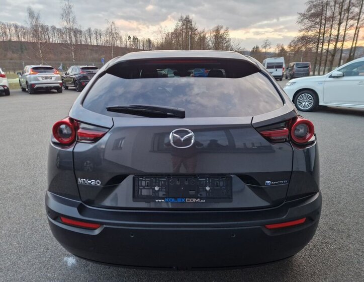 Mazda MX-30 SUV / Terénní 0,0 107 kw