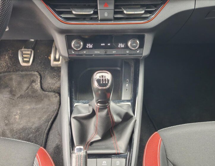 Škoda Scala Hatchback 1,5 l 110 kw