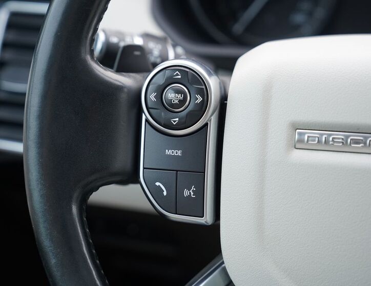 Land Rover Discovery 48