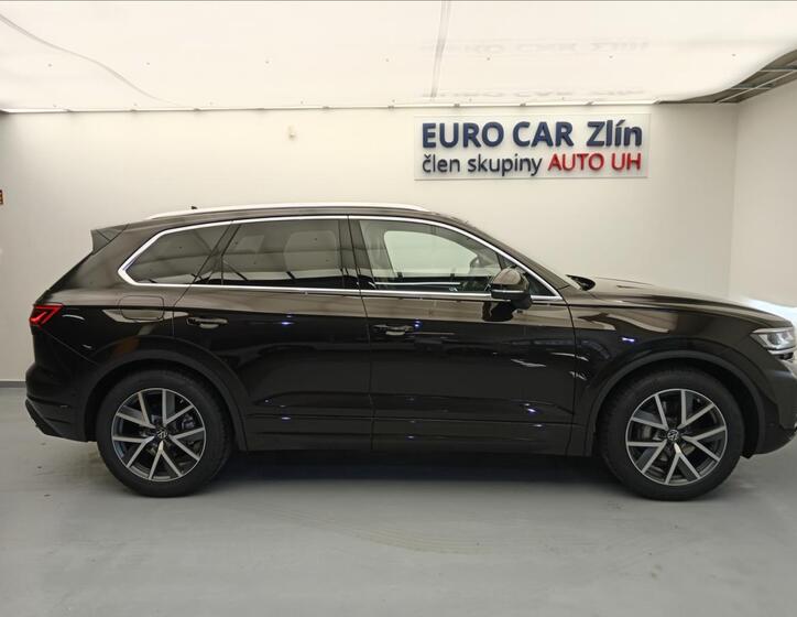 Volkswagen Touareg 7