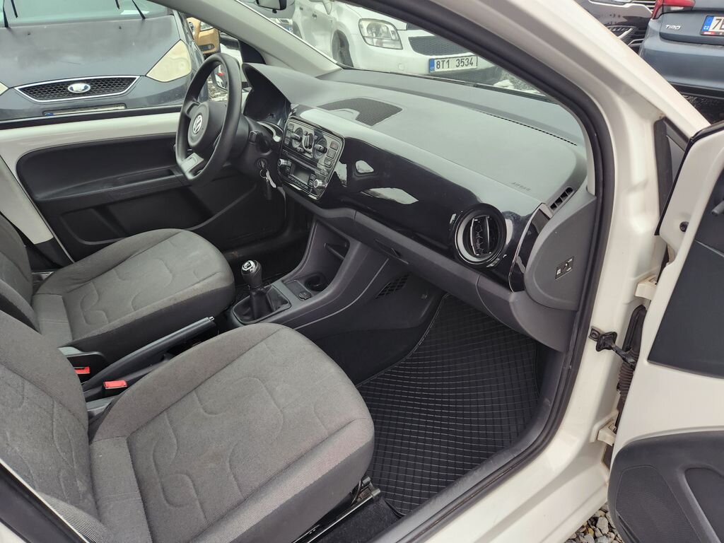 Volkswagen up! Hatchback 999,0 44 kw