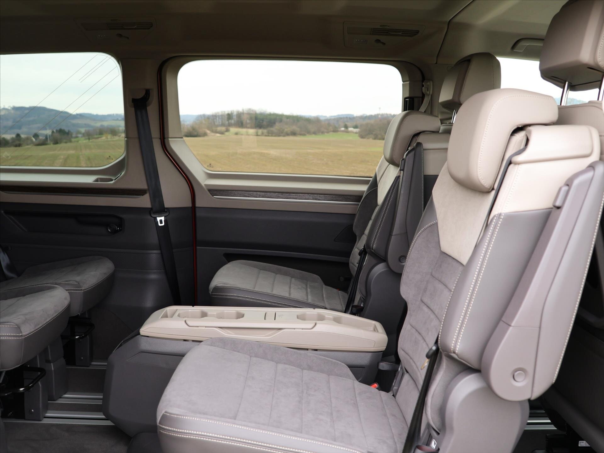 Volkswagen Multivan MPV 2,0 l 110 kw