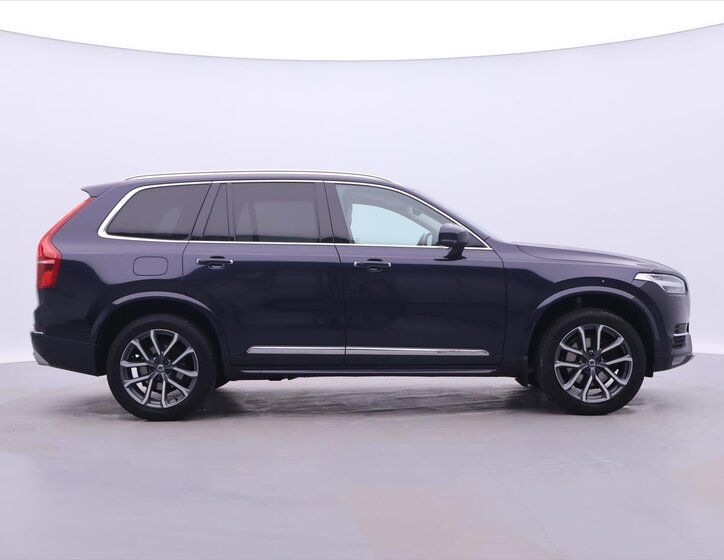Volvo XC90 SUV / Terénní 2,0 l 165 kw