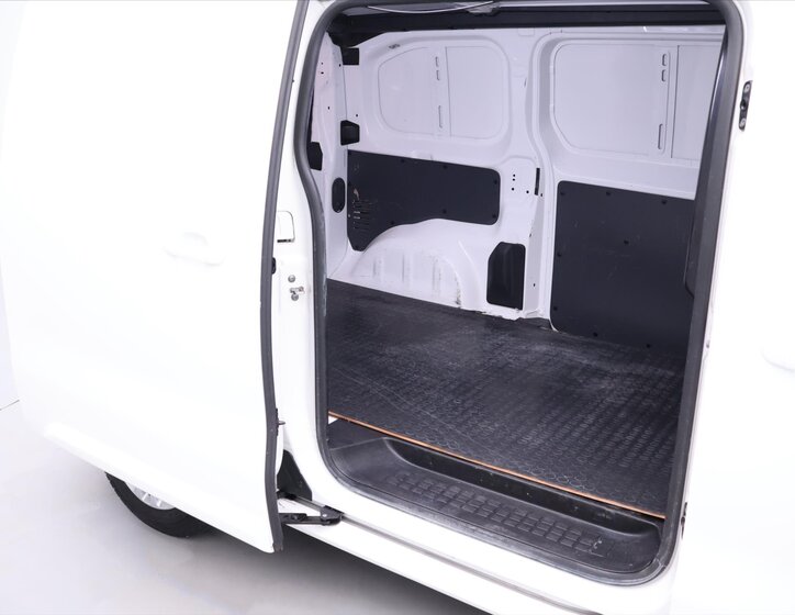 Peugeot Expert Skříň 2,0 l 110 kw