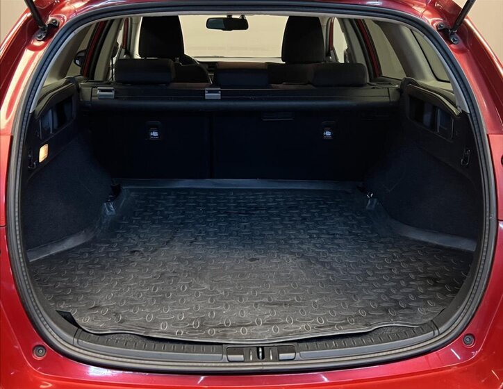 Toyota Auris Kombi 1,6 l 97 kw