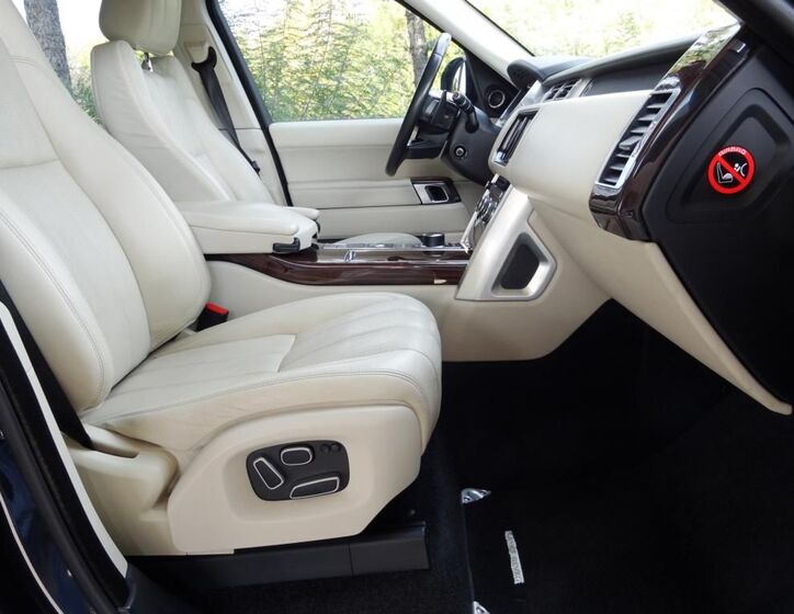 Land Rover Range Rover SUV 4,4 l 250 kw