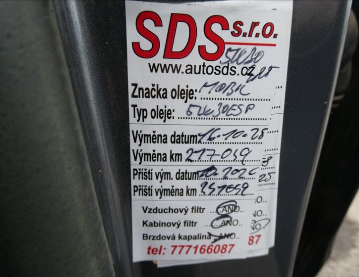 Peugeot 508 Sedan / Limuzína 1,6 l 115 kw