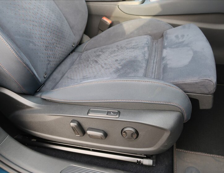 Cupra Born Kombi 0,0 170 kw