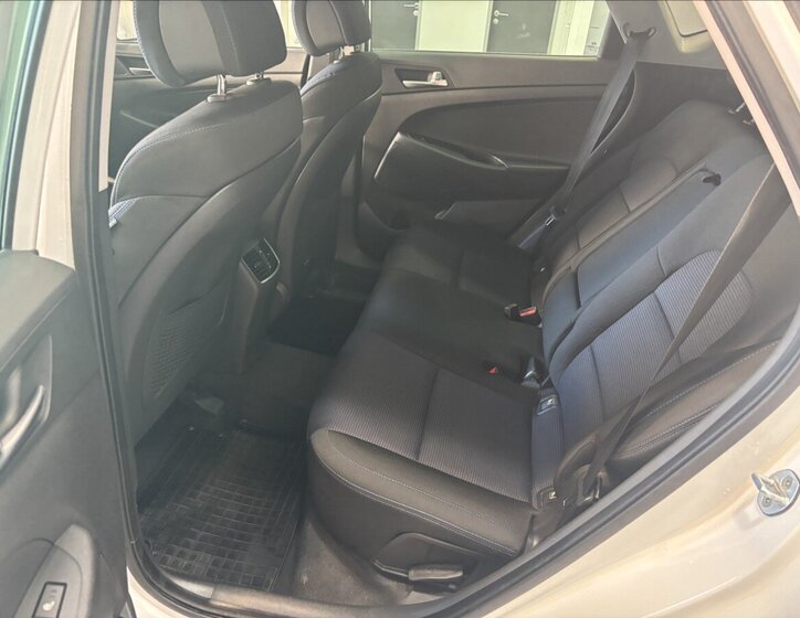 Hyundai Tucson SUV 2,0 l 100 kw