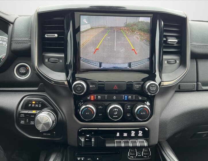 Dodge RAM 1500 Pick-up 5,7 l 291 kw