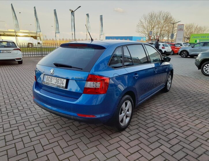 Škoda Rapid Hatchback 1,2 l 77 kw