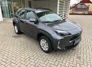 Toyota Yaris Cross 8