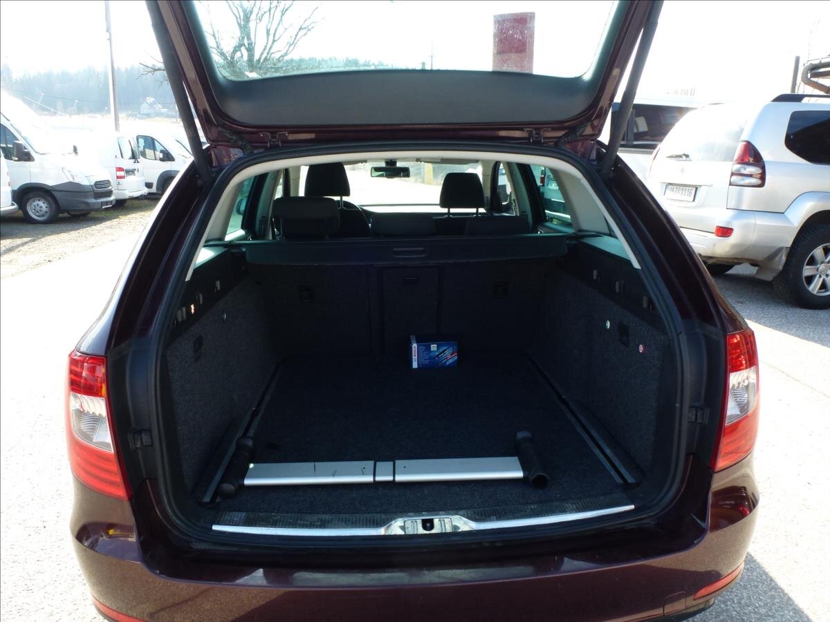 Škoda Superb Kombi 2,0 l 125 kw