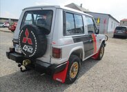 Mitsubishi Pajero SUV / Terénní 2,5 l 70 kw